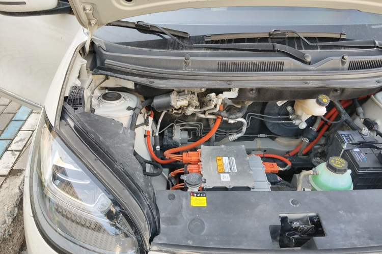 Used Wuling Bingo 2023 333 km Enjoyment Version Engine Bay Right