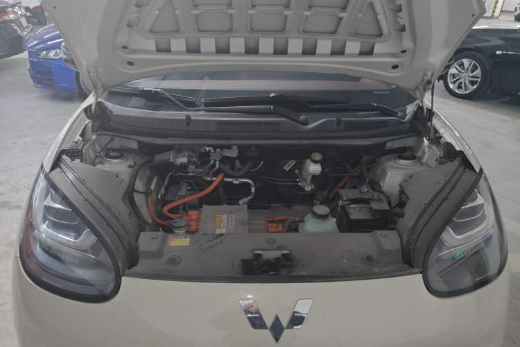 Used Wuling Bingo 2023 333 km Fast-Share Version Engine Bay