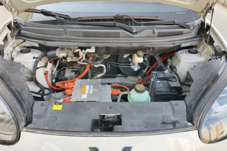 Used Wuling Bingo 2023 333 km Enjoyment Version Engine Bay