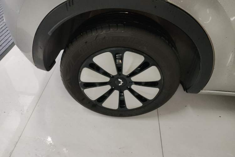 Used Wuling Bingo 2023 333km Enjoy+ Version Exterior 2