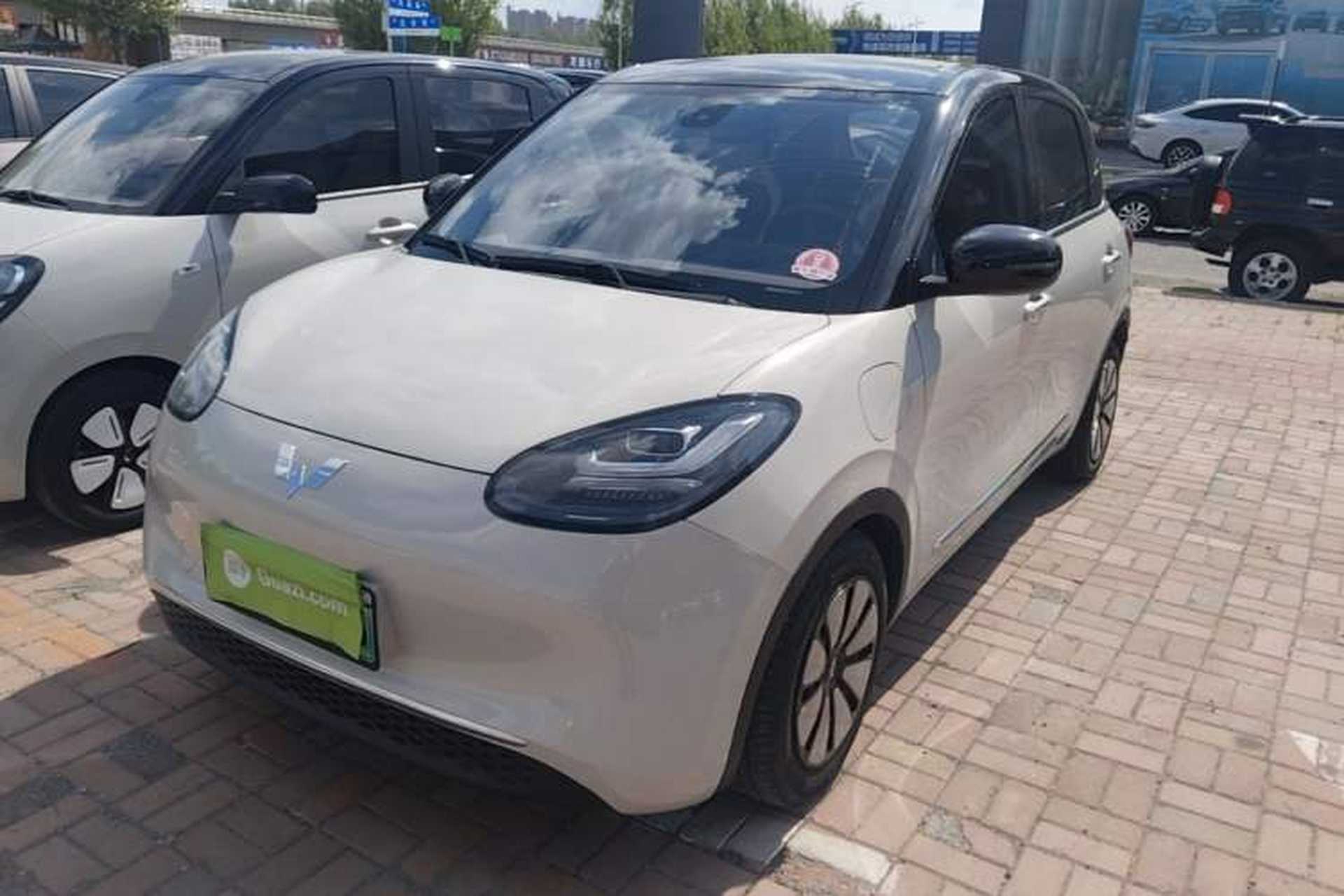 Used Wuling Bingo 2023 333 km Lingxi Connected+ Version Front Left 45 Deg