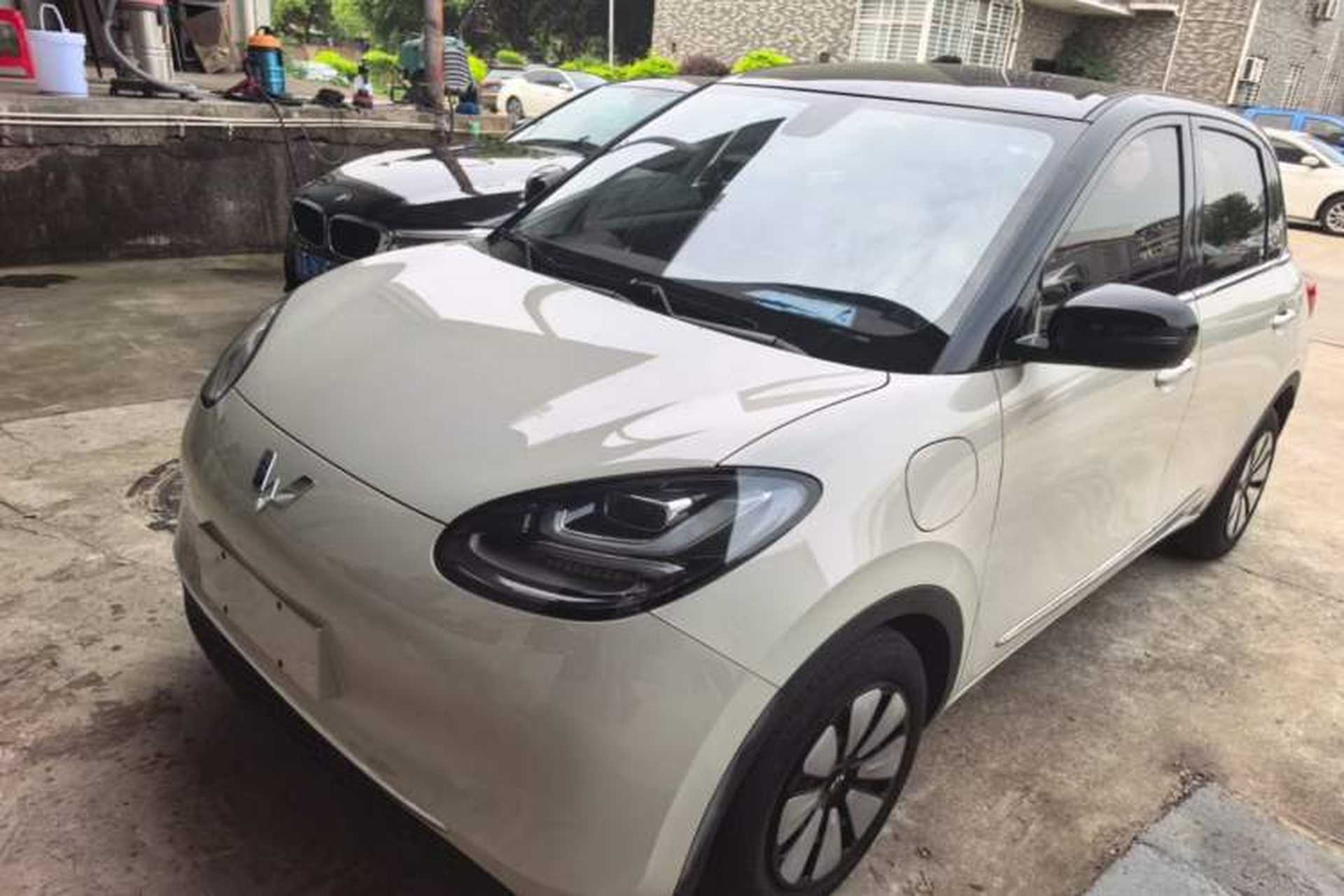 Used Wuling Bingo 2023 410 km Lingxi Deluxe Edition Front Left 45 Deg