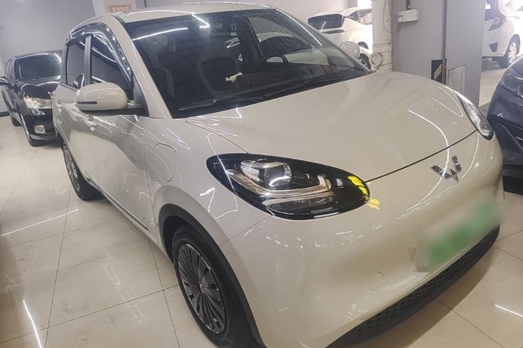 Used Wuling Bingo 2023 333 km Fast-Share Version Front Right 45 Deg