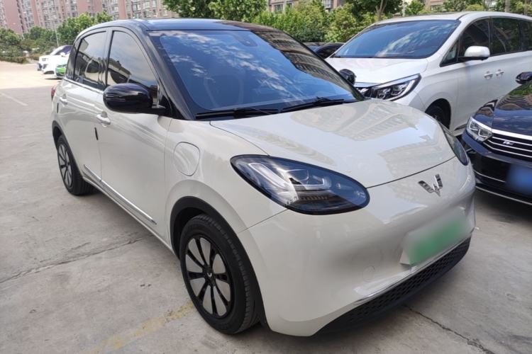 Used Wuling Bingo 2023 333 km Fast-Share Version Front Right 45 Deg