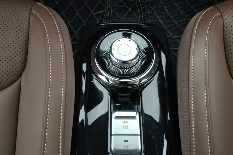 Used Wuling Bingo 2023 333km Enjoy+ Version Gear Lever