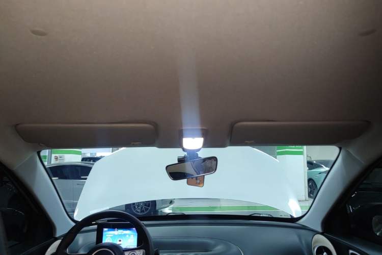 Used Wuling Bingo 2023 203km Light Edition Headliner