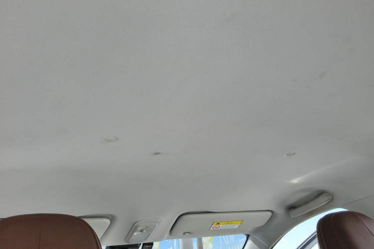 Used Wuling Bingo 2023 333 km Enjoyment Version Headliner