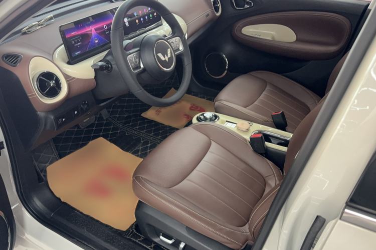 Used Wuling Bingo 2023 410 km Lingxi Deluxe Edition Interior 1