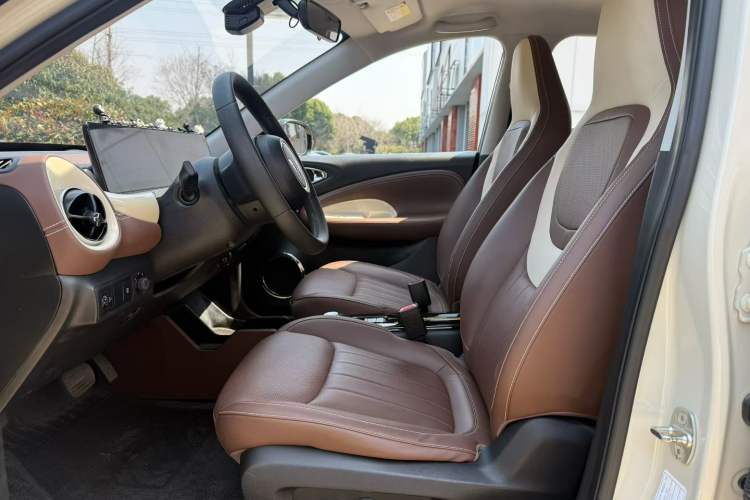 Used Wuling Bingo 2023 333 km Fast-Share Version Interior 3