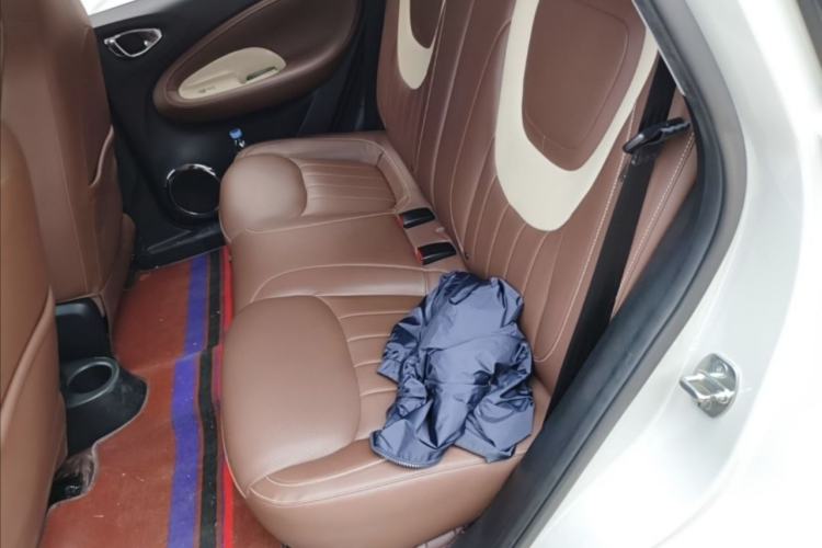 Used Wuling Bingo 2023 333 km Lingxi Connected Version Interior 3