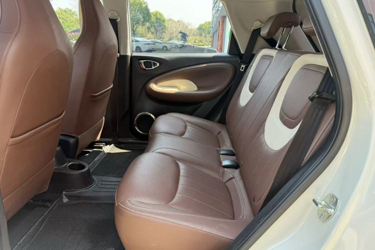 Used Wuling Bingo 2023 333 km Fast-Share Version Interior 5