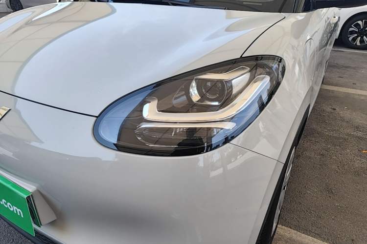 Used Wuling Bingo 2023 333 km Fast-Share Version Left Front Headlight