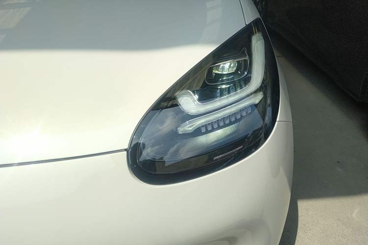 Used Wuling Bingo 2023 333 km Lingxi Connected+ Version Left Front Headlight