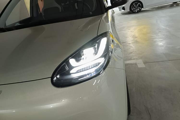 Used Wuling Bingo 2023 410 km Lingxi Deluxe Edition Left Front Headlight