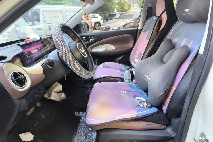 Used Wuling Bingo 2023 410 km Lingxi Deluxe Edition Left Front Seat