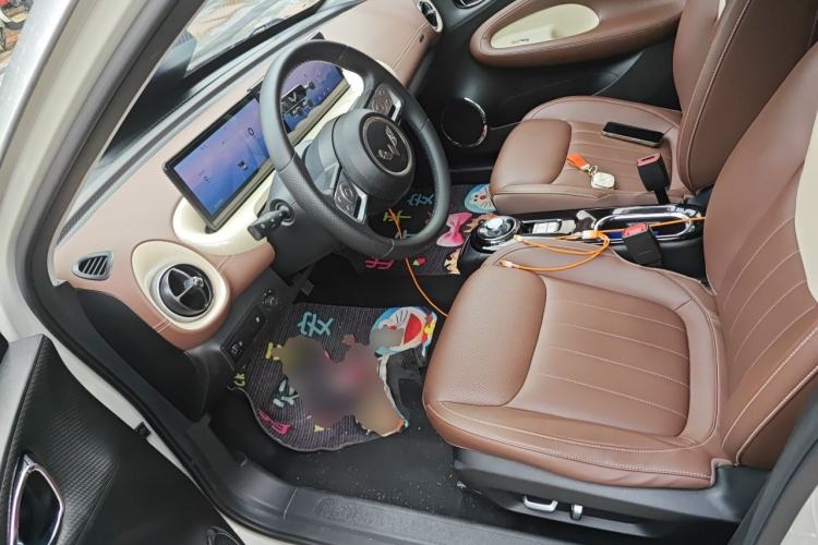 Used Wuling Bingo 2023 333 km Lingxi Connected+ Version Left Front Seat
