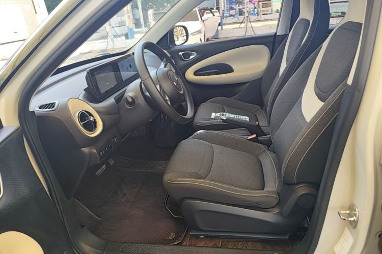 Used Wuling Bingo 2023 333 km Fast-Share Version Left Front Seat