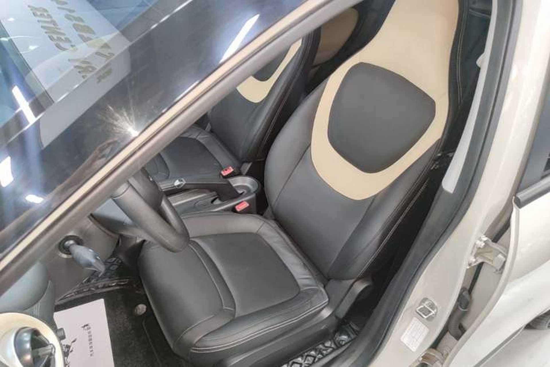 Used Wuling Bingo 2023 203km Light Edition Left Front Seat
