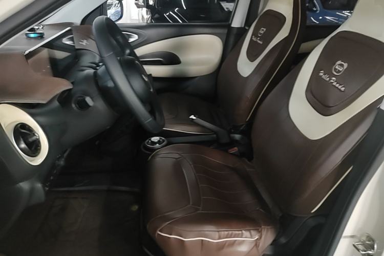 Used Wuling Bingo 2023 333 km Fast-Share Version Left Front Seat