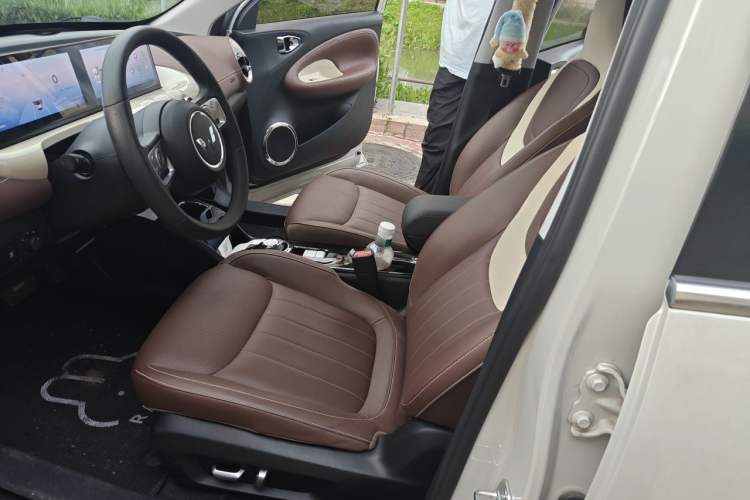 Used Wuling Bingo 2023 333 km Lingxi Connected+ Version Left Front Seat