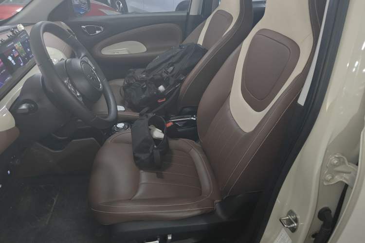 Used Wuling Bingo 2023 333 km Fast-Share Version Left Front Seat