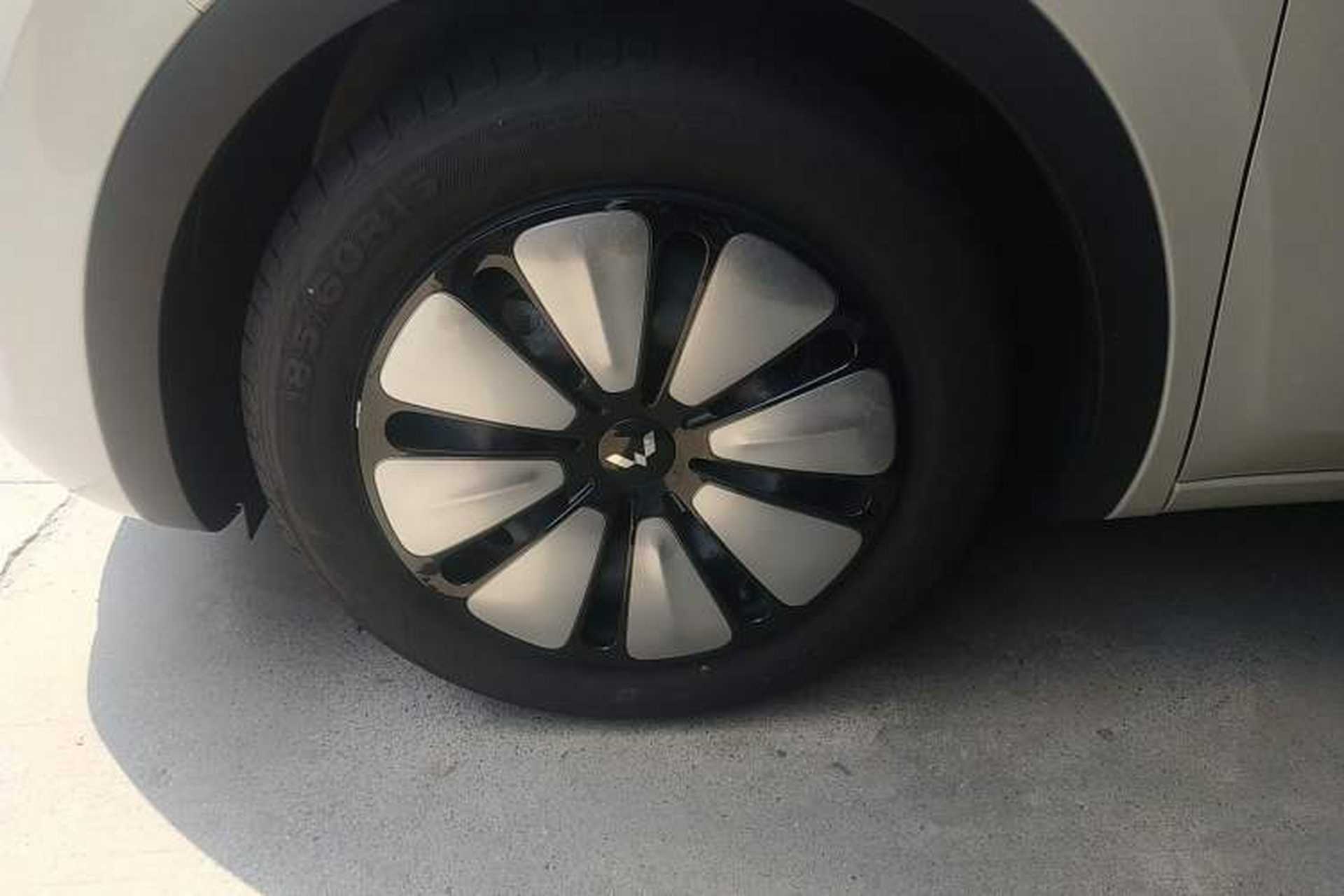 Used Wuling Bingo 2023 333 km Lingxi Connected+ Version Left Front Wheel Hub