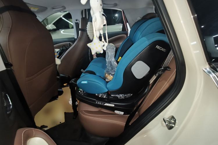 Used Wuling Bingo 2023 333 km Lingxi Connected+ Version Left Rear Seat