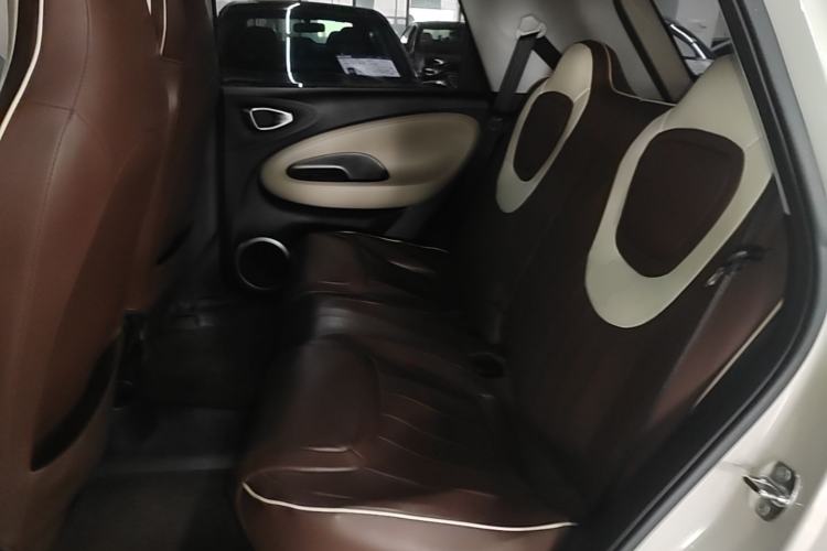 Used Wuling Bingo 2023 333 km Fast-Share Version Left Rear Seat