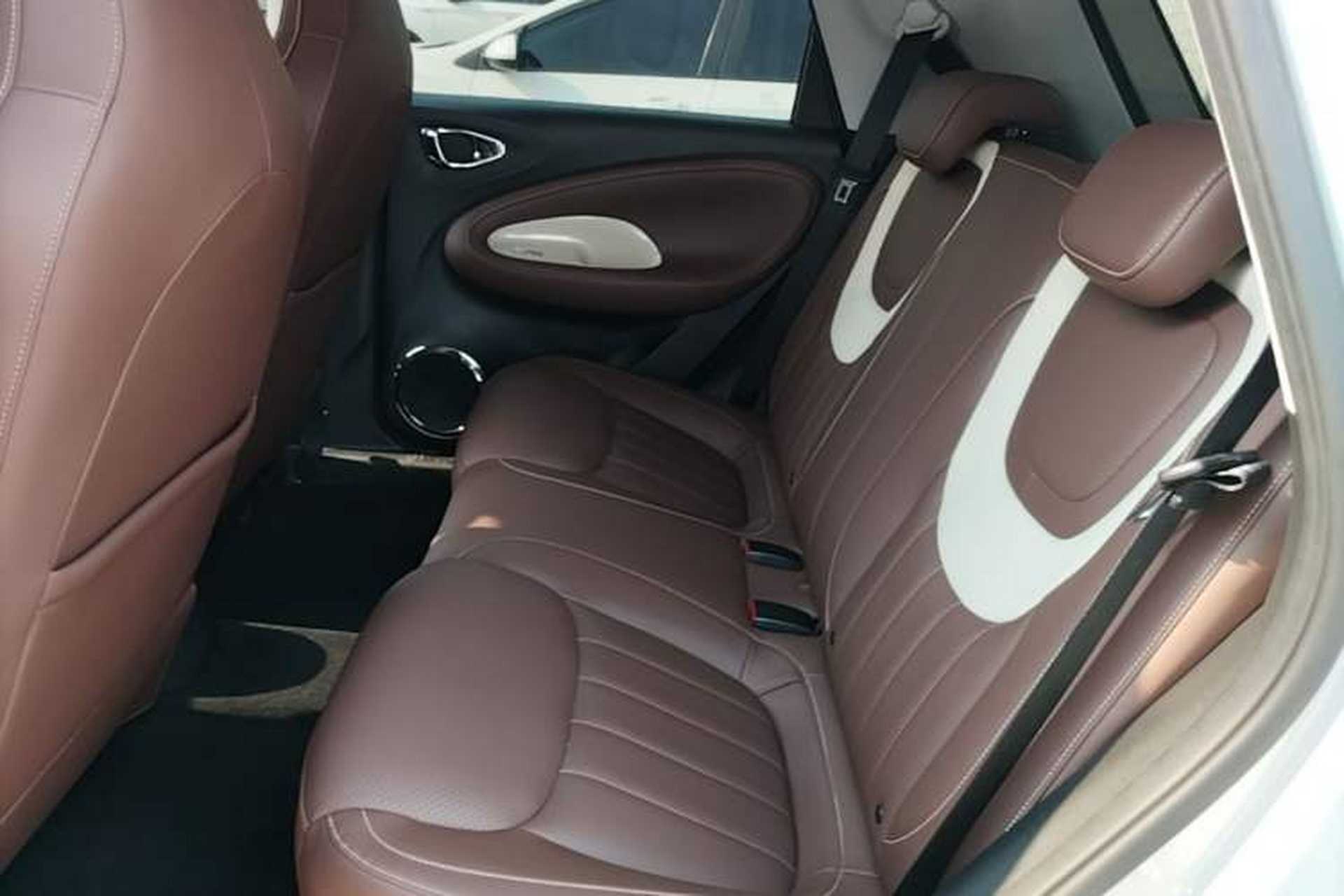 Used Wuling Bingo 2023 333 km Lingxi Connected Version Left Rear Seat