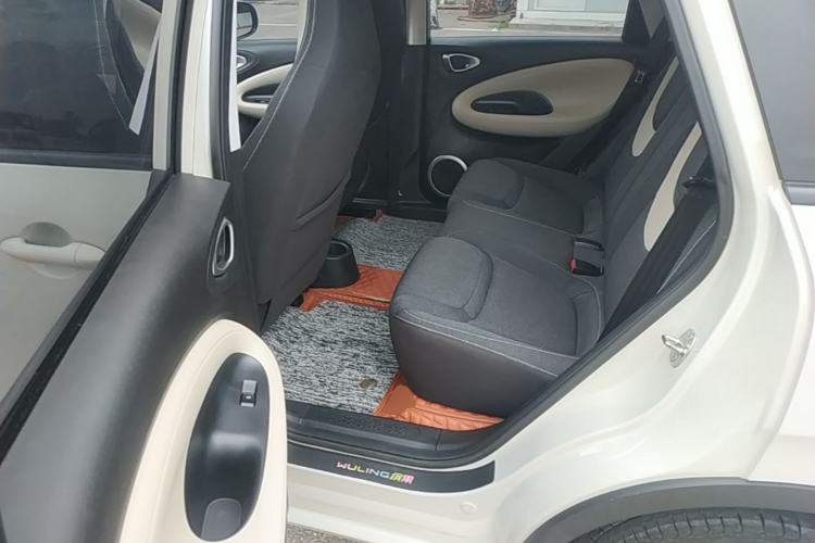 Used Wuling Bingo 2023 203km Light Edition Left Rear Seat