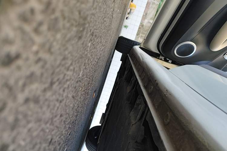 Used Wuling Bingo 2023 333 km Fast-Share Version Left Side Sill