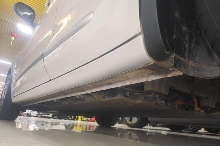 Used Wuling Bingo 2023 333 km Fast-Share Version Left Side Sill