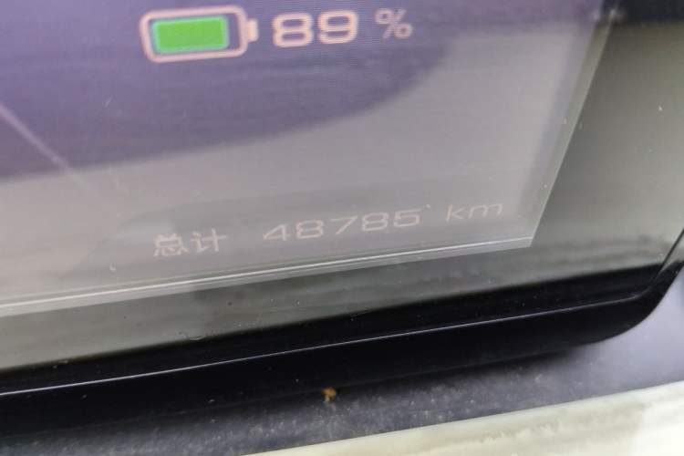Used Wuling Bingo 2023 203km Light Edition Odometer Close Up