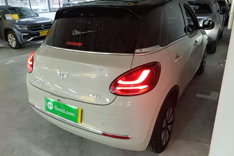 Used Wuling Bingo 2023 410 km Lingxi Deluxe Edition Rear Right 45 Deg