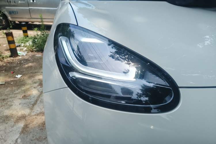 Used Wuling Bingo 2023 203km Light Edition Right Front Headlight