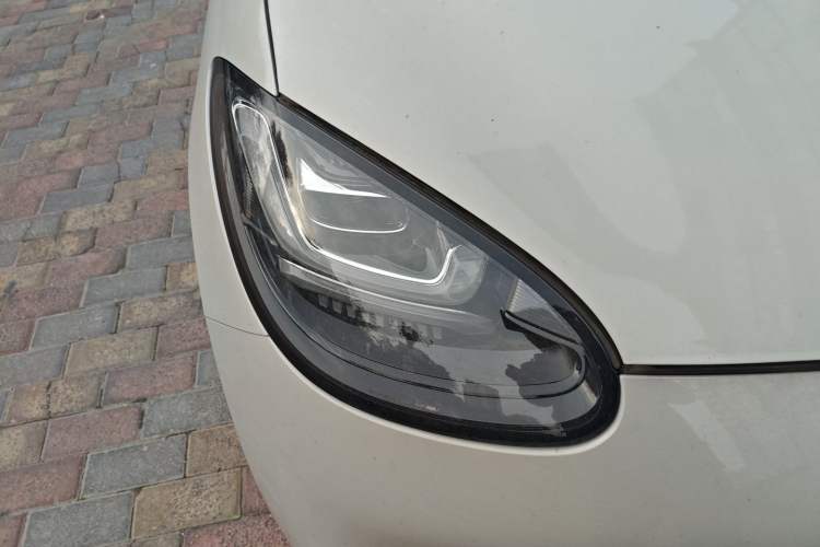 Used Wuling Bingo 2023 333km Enjoy+ Version Right Front Headlight