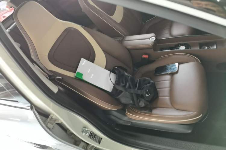 Used Wuling Bingo 2023 333 km Enjoyment Version Right Front Seat
