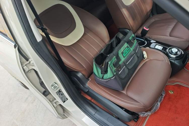 Used Wuling Bingo 2023 333km Enjoy+ Version Right Front Seat