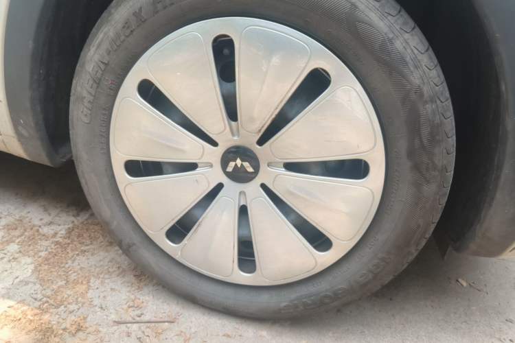 Used Wuling Bingo 2023 203km Light Edition Right Front Wheel Hub