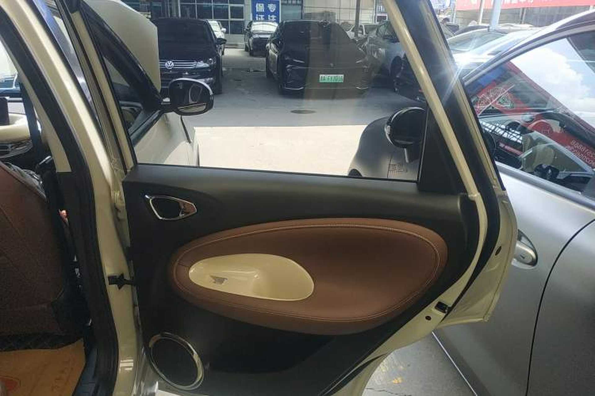 Used Wuling Bingo 2023 333 km Lingxi Connected+ Version Right Rear Door Interior