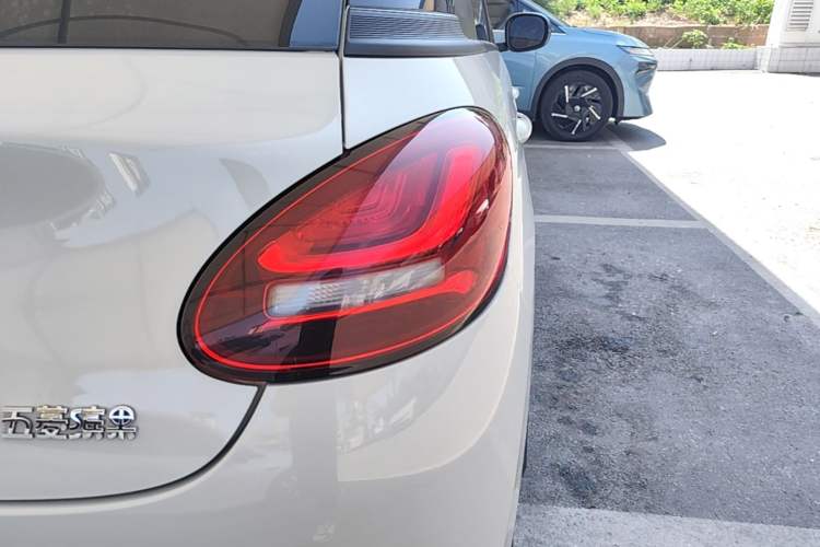 Used Wuling Bingo 2023 333 km Fast-Share Version Right Rear Taillight