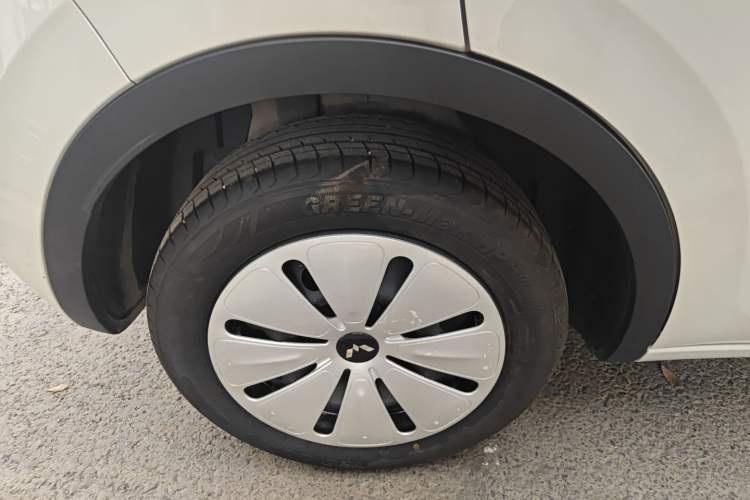 Used Wuling Bingo 2023 333 km Fast-Share Version Right Rear Wheel Hub