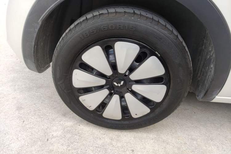 Used Wuling Bingo 2023 333 km Fast-Share Version Right Rear Wheel Hub