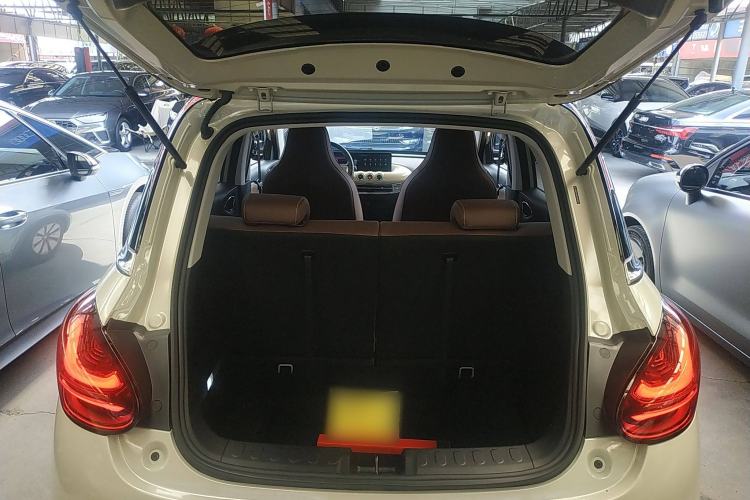 Used Wuling Bingo 2023 333 km Lingxi Connected+ Version Trunk