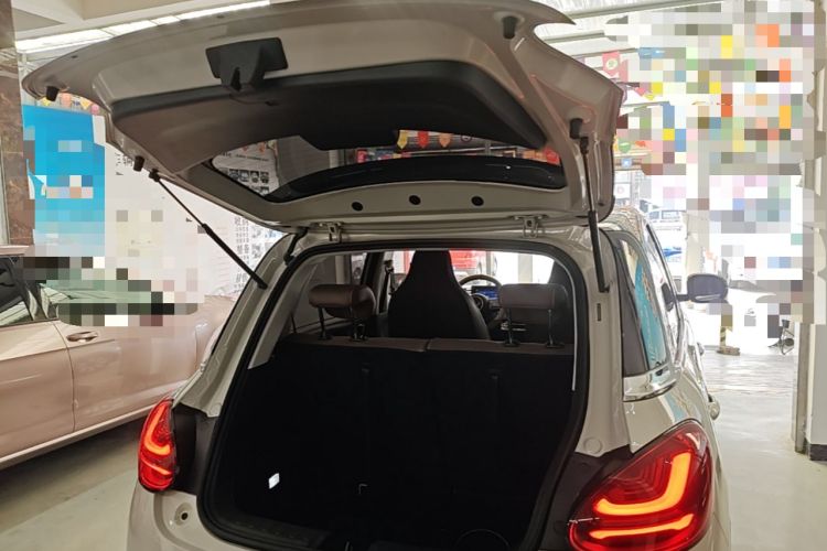Used Wuling Bingo 2023 203km Comfort Edition Trunk