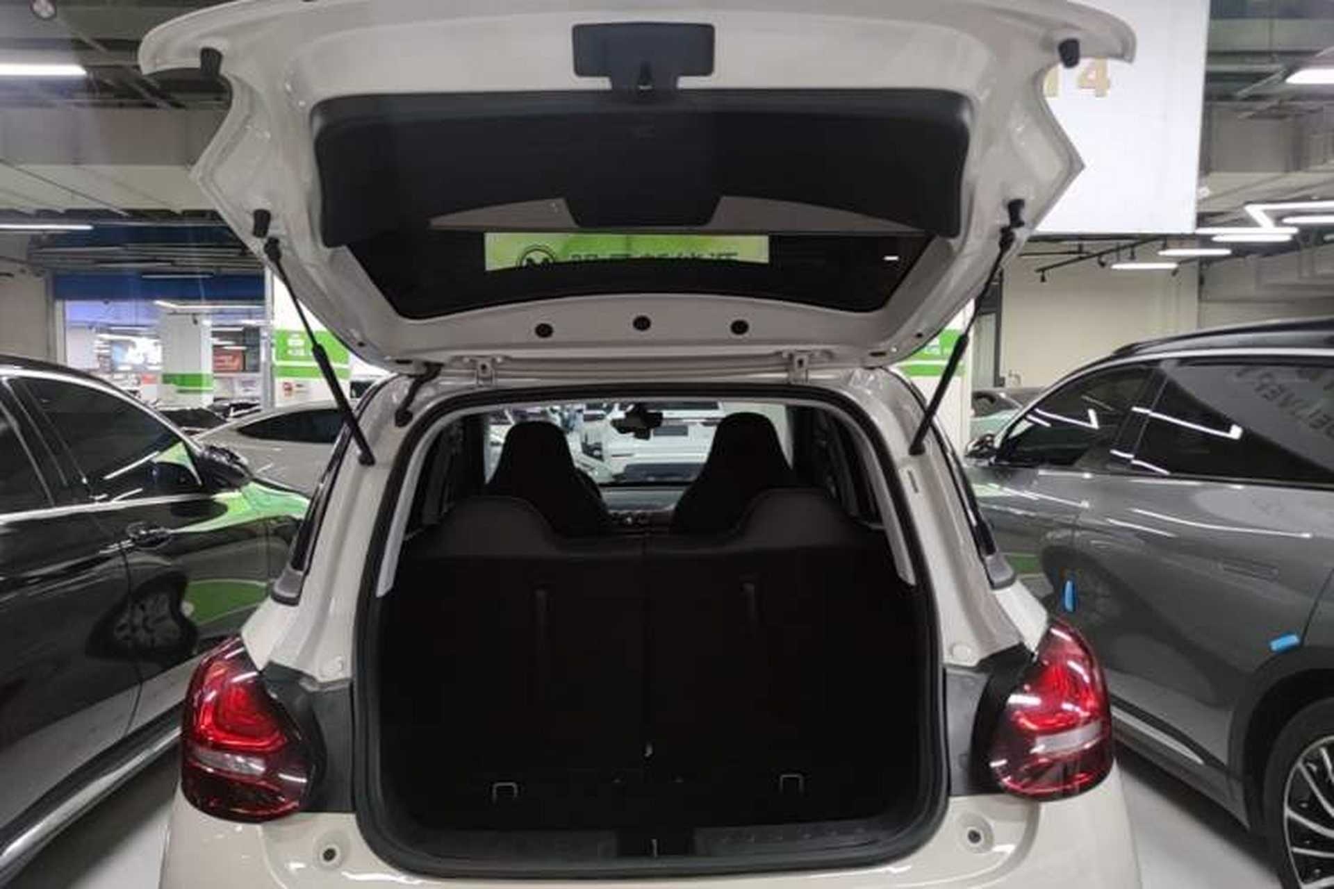 Used Wuling Bingo 2023 203km Light Edition Trunk