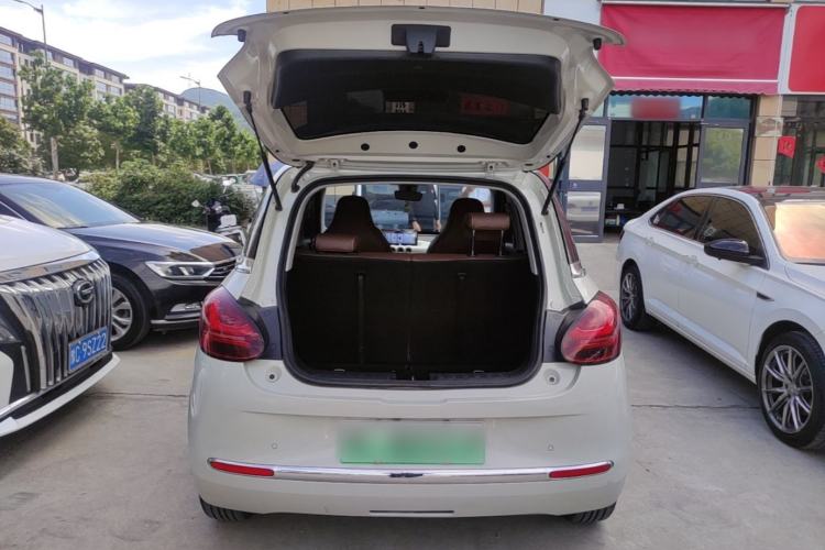 Used Wuling Bingo 2023 333 km Fast-Share Version Trunk