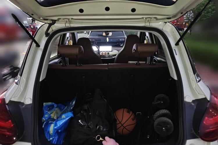 Used Wuling Bingo 2023 333 km Lingxi Connected+ Version Trunk