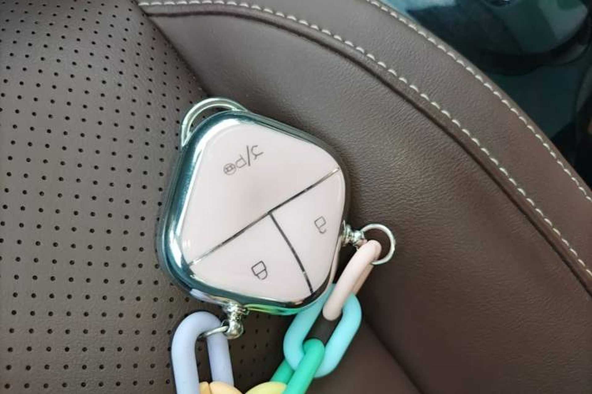 Used Wuling Bingo 2023 333 km Lingxi Connected Version Vehicle Key