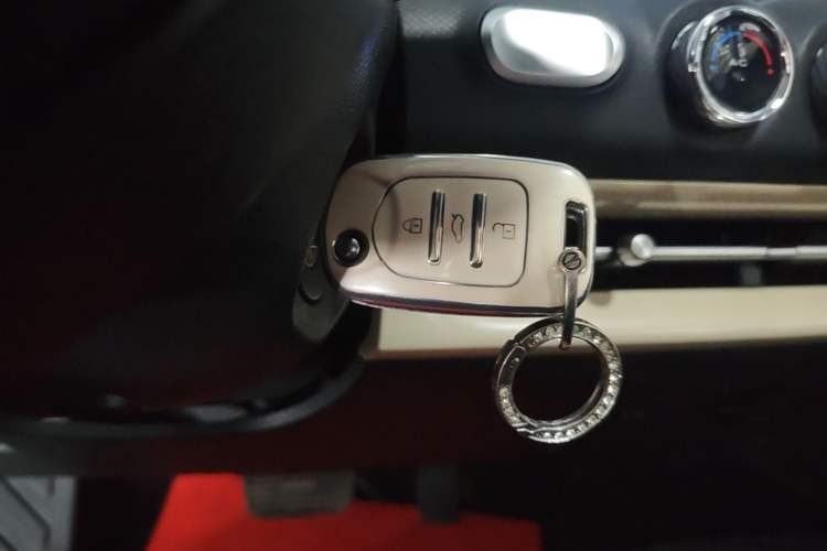 Used Wuling Bingo 2023 333 km Fast-Share Version Vehicle Key